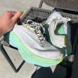 HOKA Bondi 8 | Size 9 W